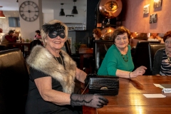 Maškarní Čaje o čtvrté