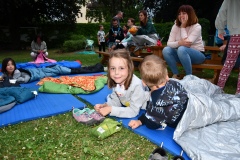 Přespávačka v zahradě