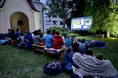 Přespávačka v zahradě